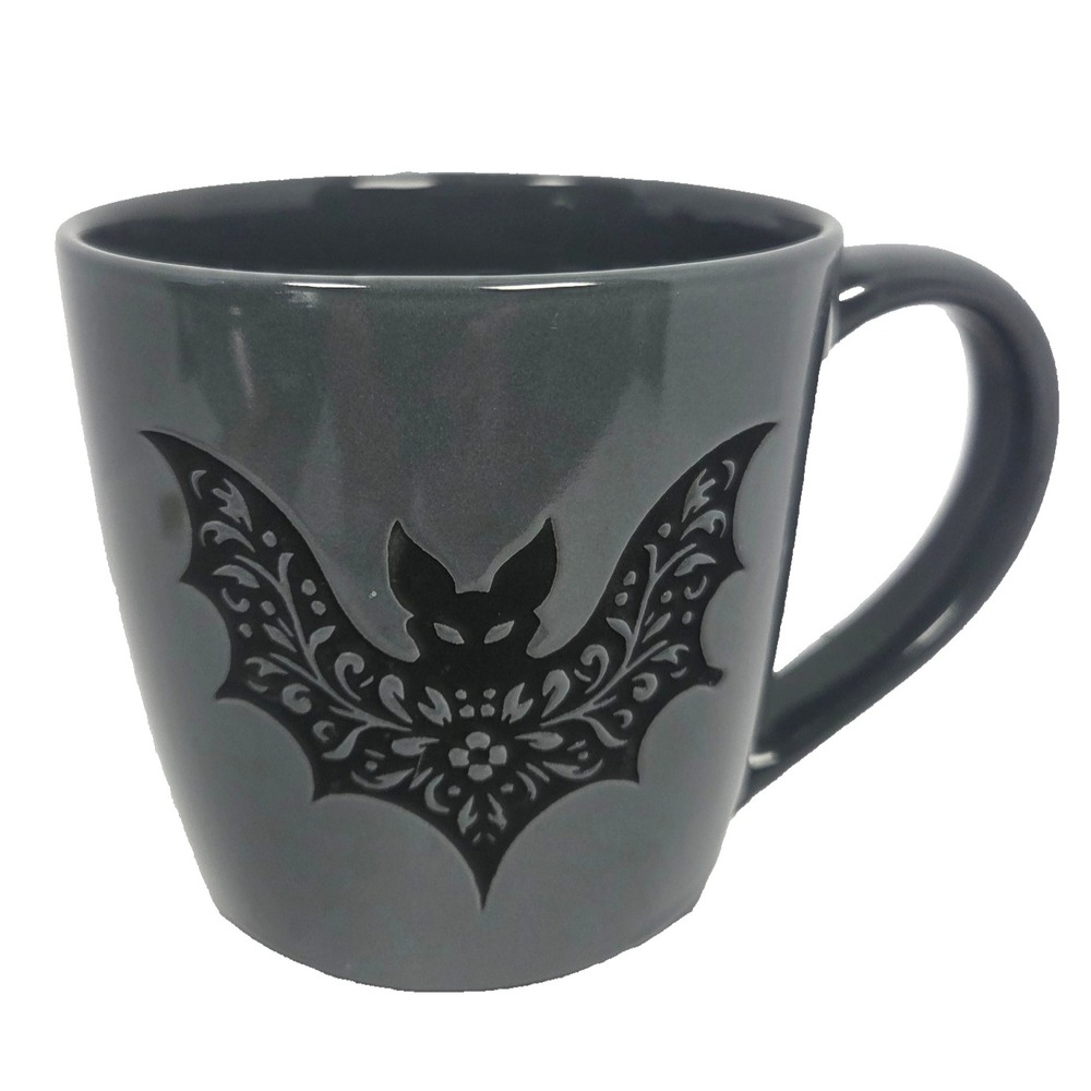 Midnight Spell Gothic Bat Stoneware Coffee Mug 25 oz Gray Halloween New Tag